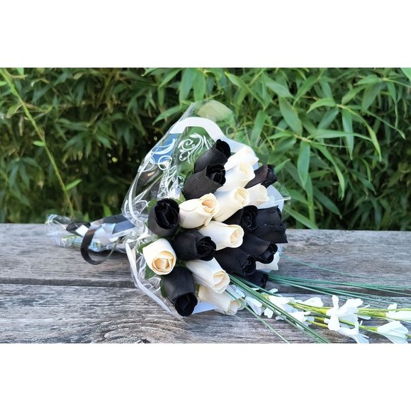 2 Dozen Black and White Wooden Rose Flower Bouquet. The Original Wooden Rose - Picture 5 of 8